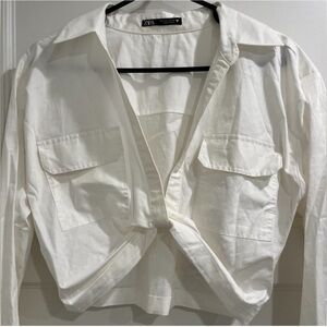 Zara cropped front twist white shirt